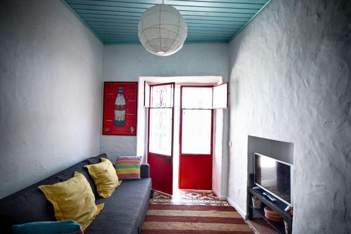 Traditional House In Historical Center Of 파로 외부 사진